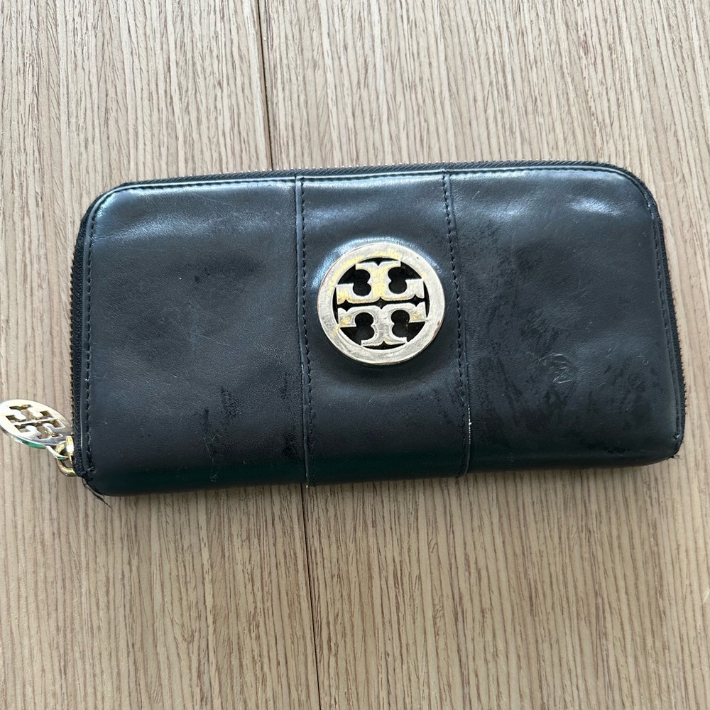 Tory Burch Large Continental Wallet - Black